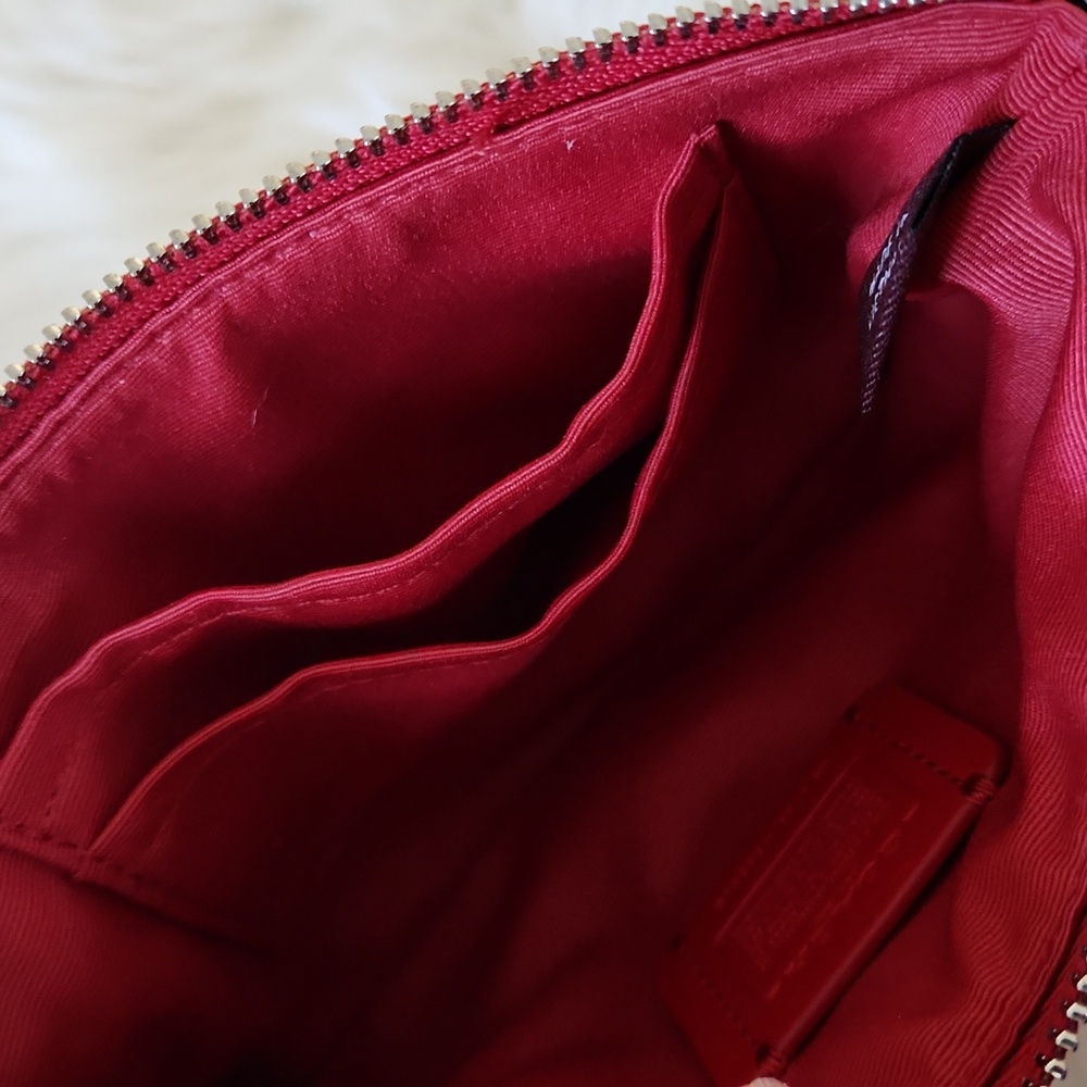 Beautiful Coach Red Leather With Western Rivets Corner Zip Wristlet Wallet ♥️🤠 - Picture 10 of 12